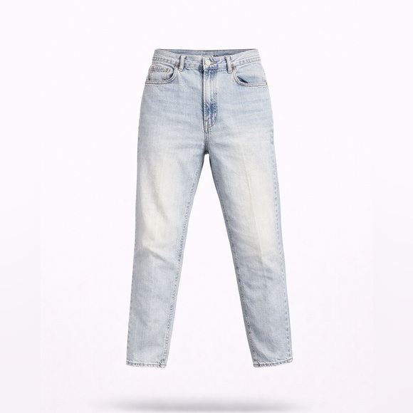 Levi's Other - Vtg 90s Levi’s Men’s 560 Loose Fit Tapered Leg Jeans Light USA Made Sz 42x30​